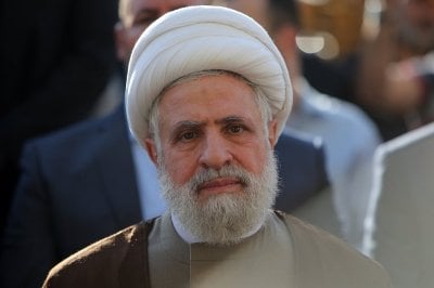 في احتفال تكريمي للطبطبائي… كلمة مرتقبة للشيخ نعيم قاسم