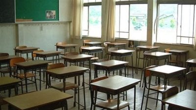 متعاقدو التعليم الأساسي يعترضون على إضراب الملاك... 80% من الكادر خارج القرار