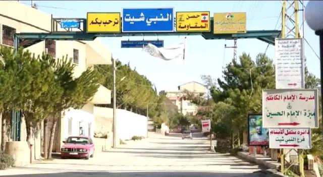 انفجار من مخلفات الحرب في النبي شيت يُصيب مواطنًا وابنه
