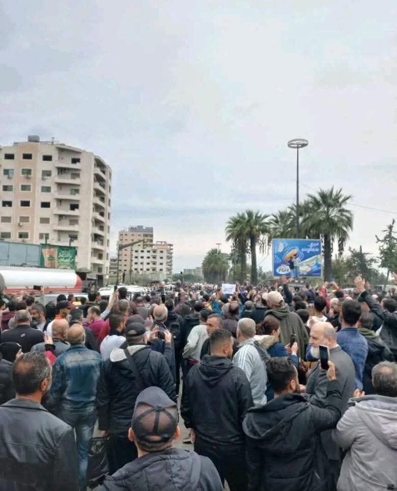 تظاهرات في سوريا تعيد المشهد المتوتر… والمطالب واحدة: وقف الانتهاكات(صور)