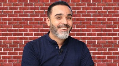 اطلاق ريح مباشرة في مجلس النواب وحسن الدر بأعتراف خطير هز الاحناك! اما وئام وهاب بوطين بدل الصرماية؟