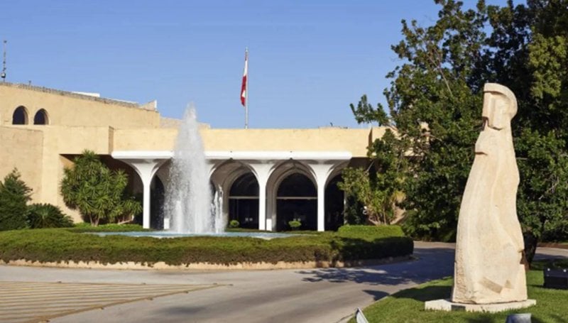 الرئيس القبرصي في قصر بعبدا بعد قليل... هل أُنجزت اتفاقية الترسيم؟
