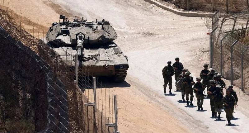 الجيش الإسرائيلي يزعم اعتقال ثلاثة عناصر في جنوب سوريا (فيديو)