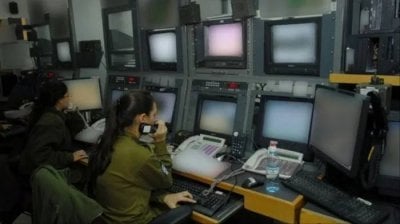 مال وسلاح نحو الضفة...