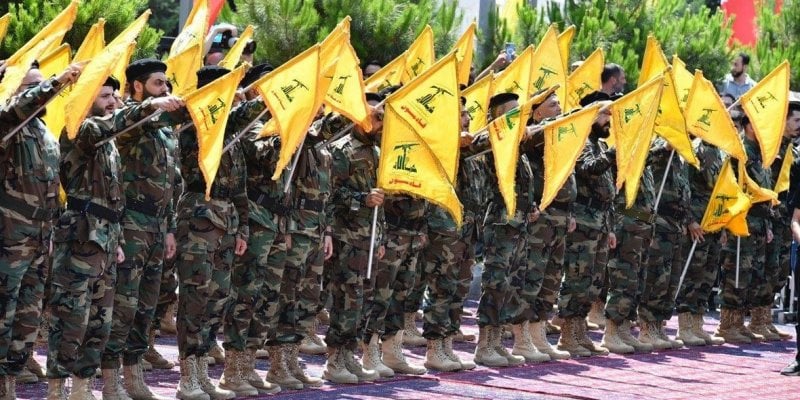 بعد عام على الهدنة… تقرير يحذّر من إعادة بناء حزب الله لقدراته العسكرية