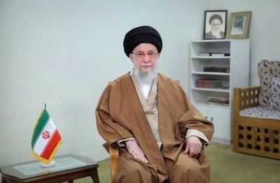 خامنئي: هجمات إسرائيل على لبنان تتمّ بدعم مباشر من واشنطن