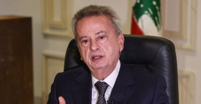 بين الشيطنة والمؤامرة.. سلامة يفتح روايته الأولى
