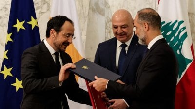 لبنان يوقّع وقبرص توافق… والدستور يسأل: أين البرلمان؟ (فيديو)