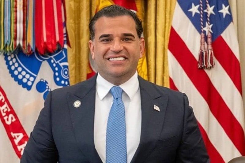 المبعوث الأميركي: لا مستقبل للعراق من دون إنهاء السلاح خارج الدولة