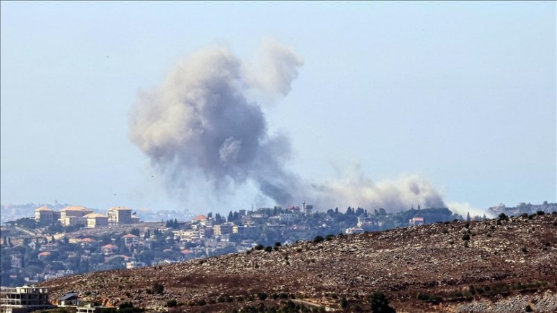 إسرائيل تهدّد باستهداف "مناطق جديدة" بعد مغادرة البابا… وأورتاغوس إلى لبنان لبحث السلاح