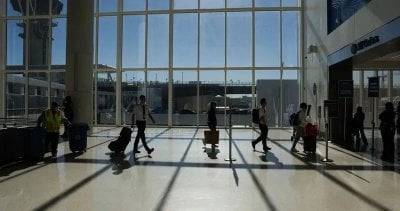 بعد هجوم الحرس الوطني… واشنطن تعلّق تأشيرات المتعاونين الأفغان