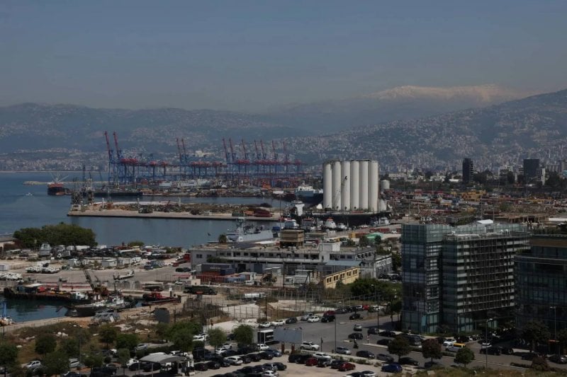 مجلس إدارة مرفأ بيروت يقدّم توضيحًا حول موضوع الرواتب والتعويضات