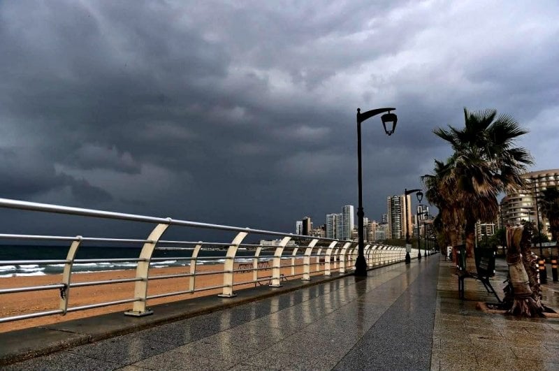 الطقس ينقلب رأسًا على عقب… إلى متى يستمر المنخفض الجوي؟
