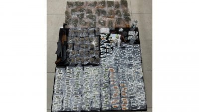 خزّن المخدّرات في غرفة فندق… 