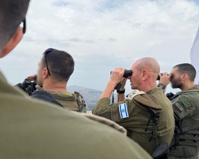 تمرين إسرائيلي على الحدود... قائد القيادة الشمالية: لن ننتظر وعلينا أخذ المبادرة! (فيديو وصور)