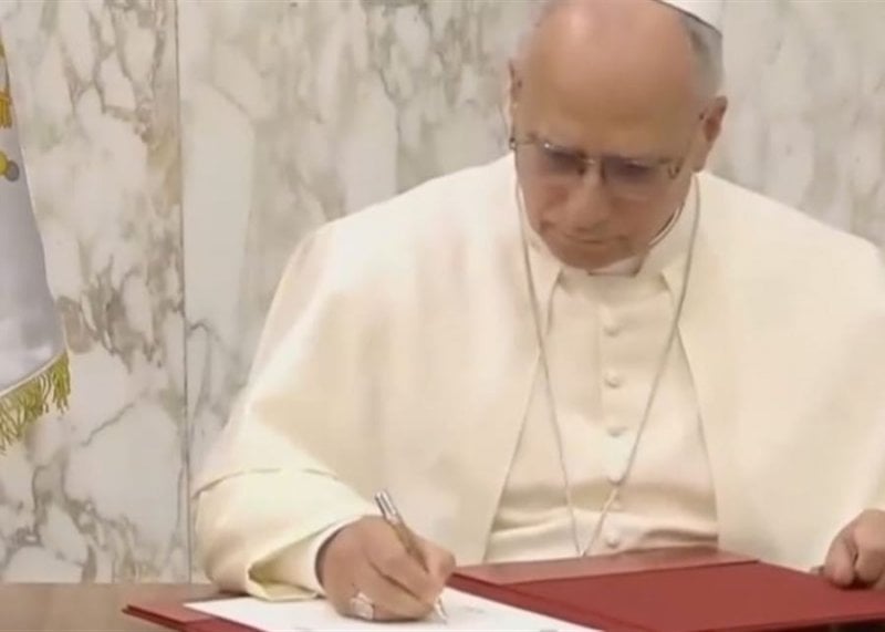 من على عتبة الزيارة البابوية… رسالة سلام تُكتب في سجل الشرف (صورة)