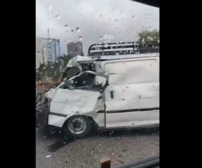 بالفيديو... حادث سير مروع على طريق 