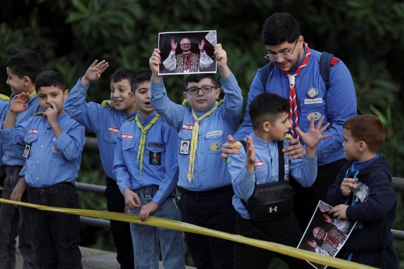 الفاتيكان ينشر صورة من استقبال "كشافة المهدي" للبابا