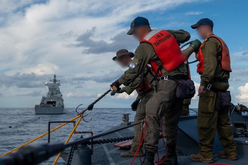 الجيش الإسرائيلي ينشر لقطات من مناورة بحرية “سرّية ودقيقة” (صور)