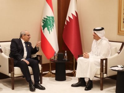 دعوة غيتس لزيارة لبنان… سلام من الدوحة: دعم قطري يتجدد (صور)