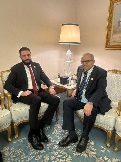 في مستهل منتدى الدوحة… سلام والشرع يبحثان تطوير العلاقات الثنائية