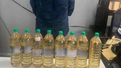 داخل عبوات زيت… إحباط تهريب كوكايين إلى لبنان بتعاون أمني لبناني – سوري