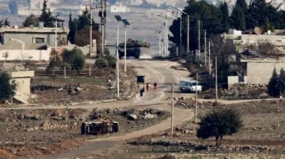 قذائف إسرائيلية جنوبًا… التوتر يعود إلى درعا والقنيطرة في سوريا