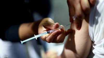 بينهم أطفال... تحقيق أميركي حول وفيات مرتبطة بلقاحات كورونا