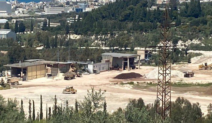 "ليبانون ديبايت" يكشف كواليس طلب التمديد الاستثنائي لعمل شركة الترابة
