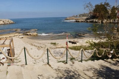 جثة شاب قبالة شاطئ عمشيت