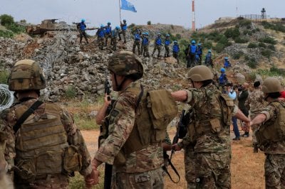 بعبدا تقلب الطاولة على شائعات الحرب