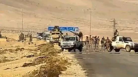 مسؤولون سوريون: منفّذ هجوم تدمر عنصر في قوات الأمن السوري