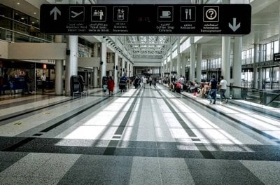 بعد 7 أشهر… توقيف أحد أبرز المتورطين في شبكة تهريب أدوية السرطان عبر المطار!
