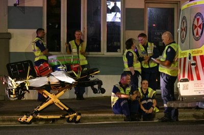 مقتل إسرائيلي وإصابة آخر في هجوم سيدني خلال احتفال حانوكا