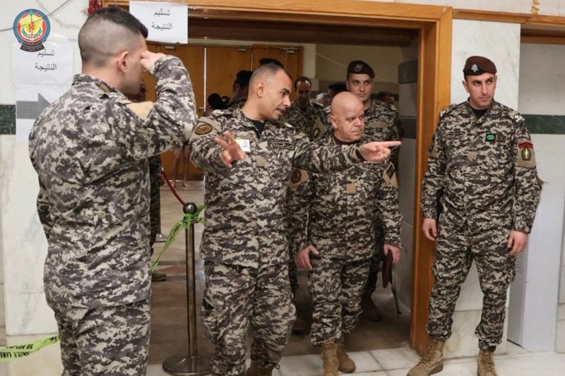 في جولة تفقدية…  لاوندس يشدد على العدالة في اختبارات التطويع (صور)