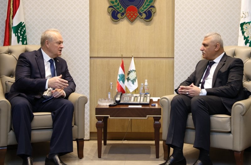 تعاون أمني وتنسيق مشترك… شقير يستقبل السفير الروسي (فيديو)