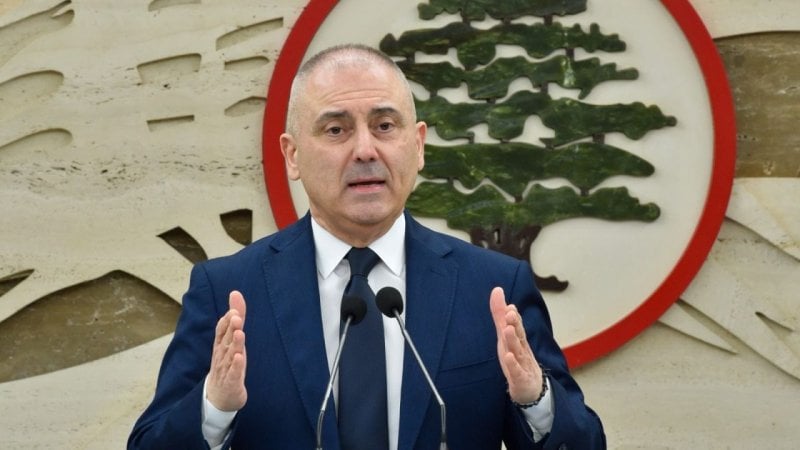 محفوض يهاجم ممارسات إيران... ويشيد بدبلوماسية يوسف رجّي