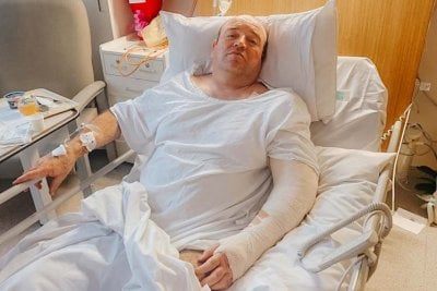 بائع خضار يُنقذ المئات.. عم 