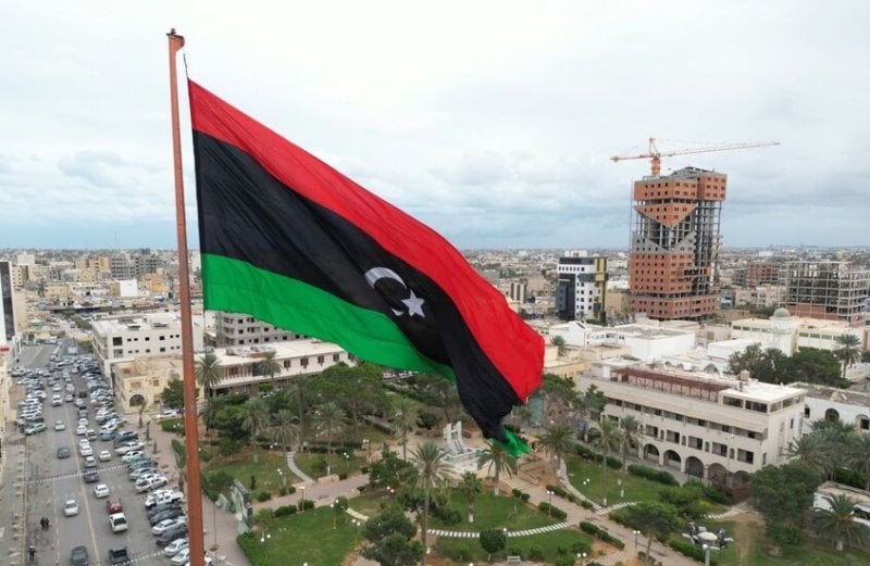 مأساة تهزّ الشارع الليبي… أب يحتجز طفله المريض داخل غرفة لسنوات