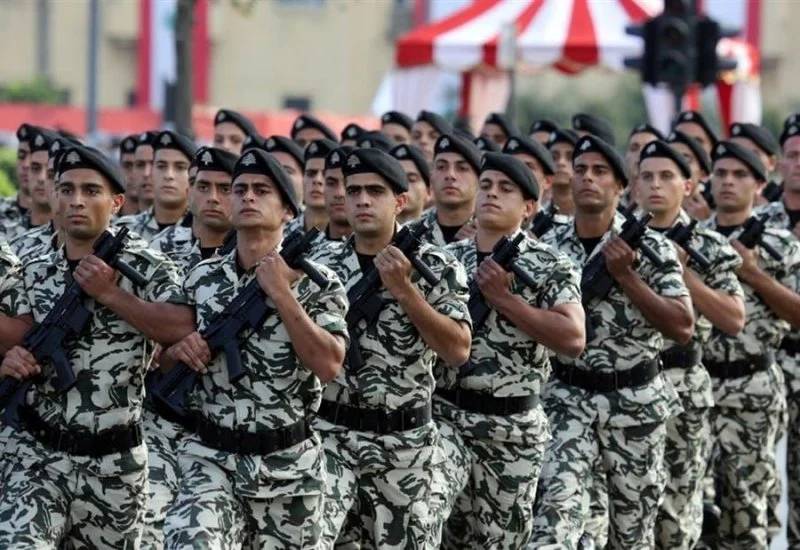 قام بأعمال نشل وسرقة وكسر زجاج سيارات... "الأمن العام" يلقي القبض على الفاعل