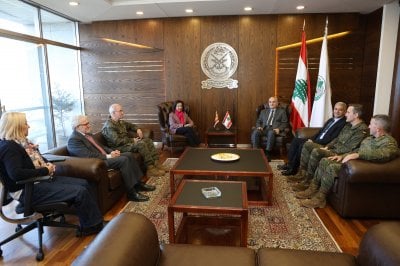 بحث الأوضاع جنوبًا... منسى يستقبل نظيرته الإسبانية