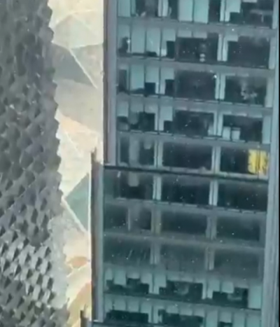 للمرة الأولى منذ عقود… بالفيديو: تساقط ثلوج في السعودية 