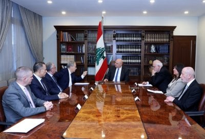 متري يكشف توجّه بعبدا: إنهاء ملف المسجونين مع الحفاظ على العلاقة بين لبنان وسوريا (فيديو)