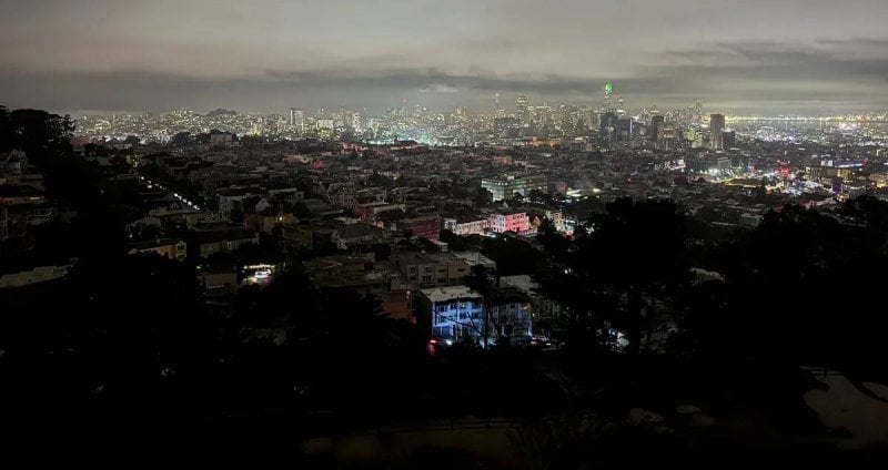 شلل جزئي في سان فرانسيسكو… انقطاع الكهرباء عن عشرات الآلاف من المنازل