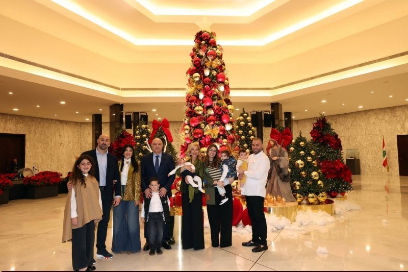 أجواء ميلادية في القصر الجمهوري… الرئيس عون يشارك أولاد الموظفين العيد