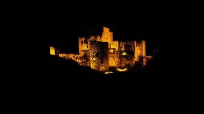 كهرباء جبيل: كابلات غير شرعية تهدّد السلامة والقانون سيُطبّق