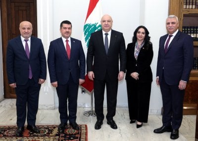 عون يوقّع مرسوم عقد استثنائي لمجلس النواب… ويلتقي وفدًا عراقيًا