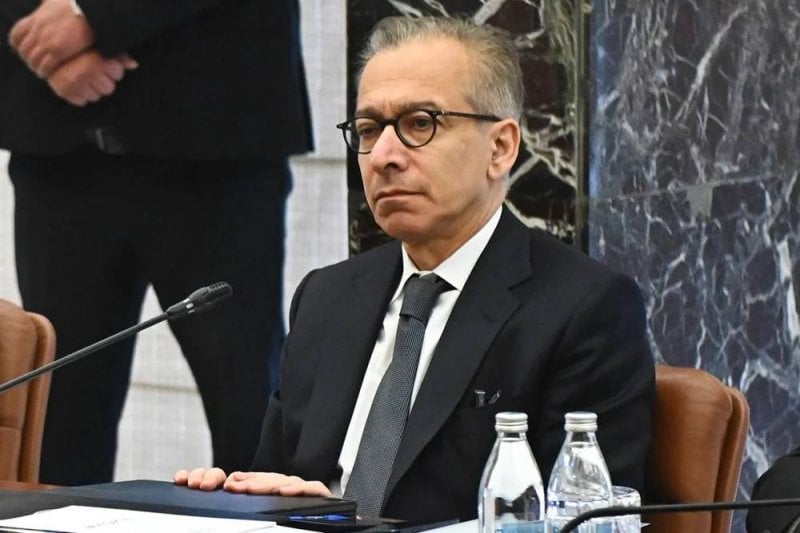 البساط يكشف عن إتصالات "دولية"... "إعادة الأعمار رهن بحصر السلاح"