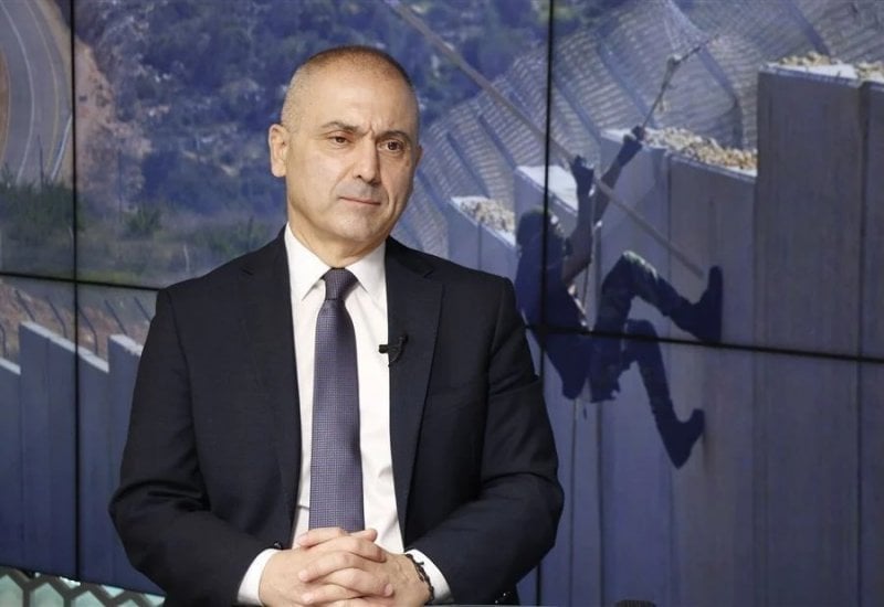 "بدون طقّ حنك"... محفوض يسخر: بلا دفتر سواقة كيف سيُحَصر السلاح؟