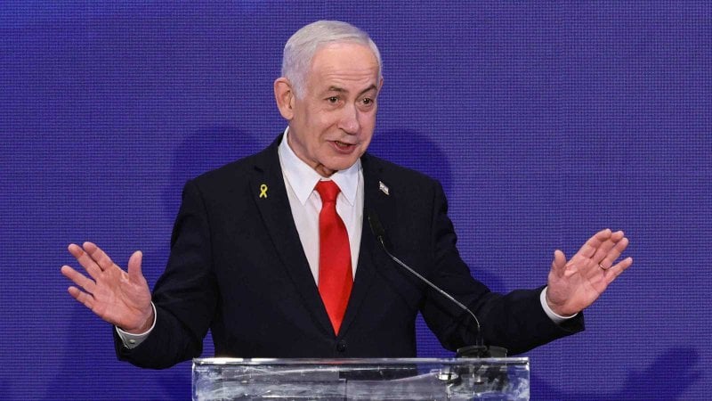 "طلبه مني وكان مذعورًا"... شهادة تفضح سلوك رئيس الوزراء الإسرائيلي